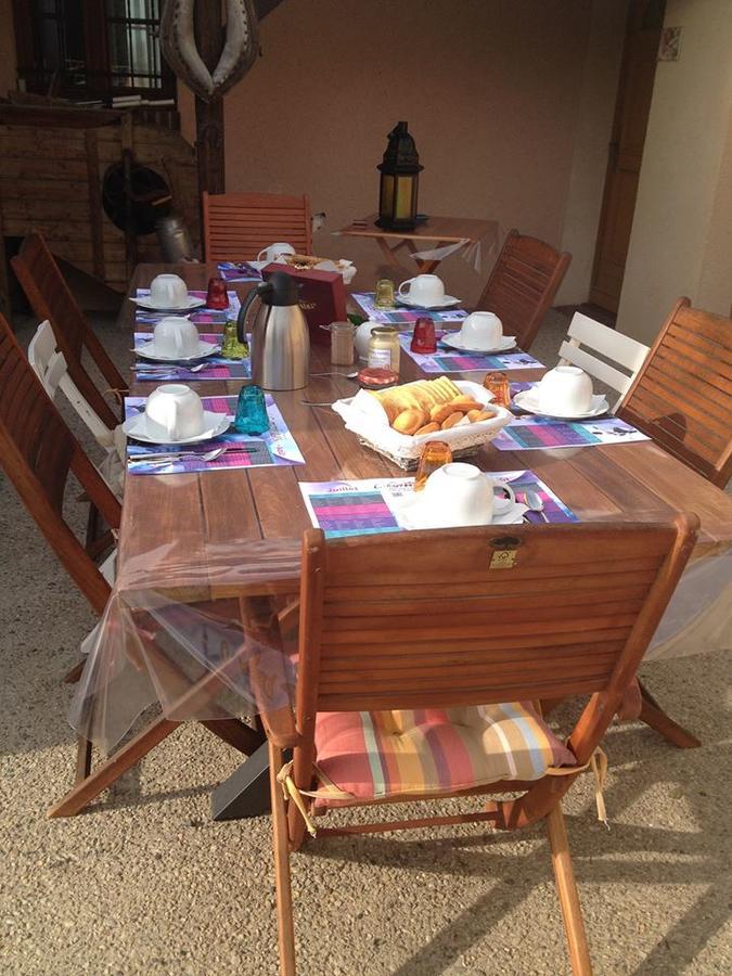 Les Logis Du Breuil Bed & Breakfast Marchéville Dış mekan fotoğraf